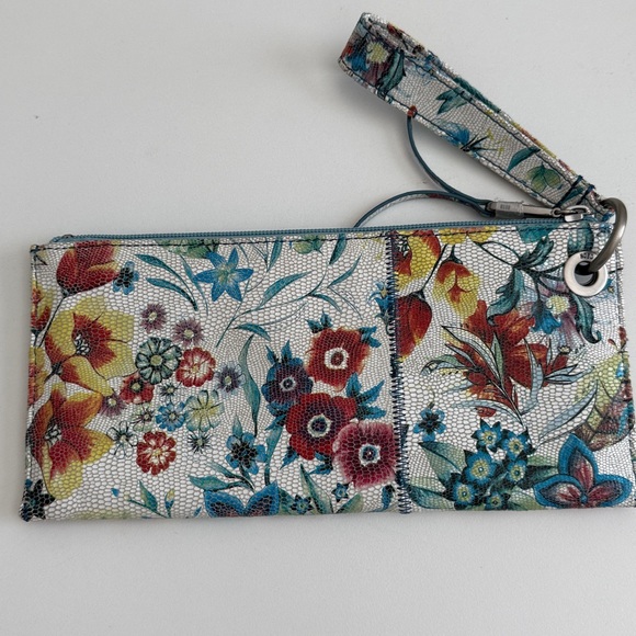 Hobo floral leather wristlet wallet NWOT - Picture 2 of 5
